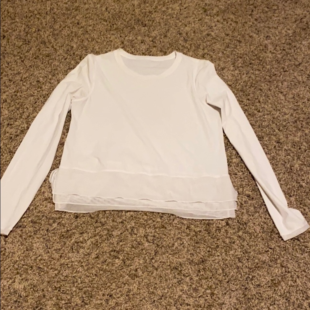 White flowy Lululemon top